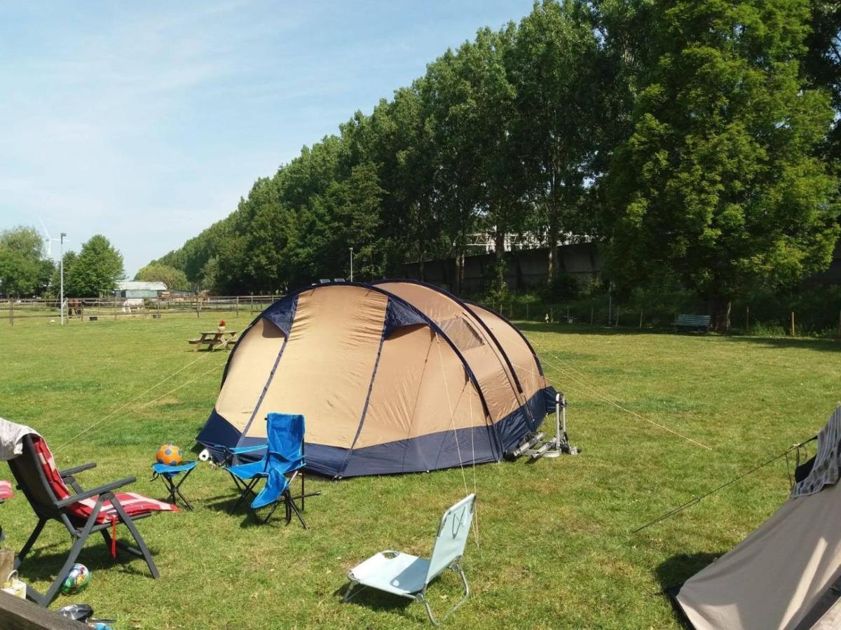 Bed And Breakfast En Camping In Waardenburg A2 Luaran gambar